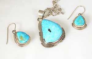 Earr & Neck set